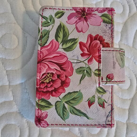 Safe Keeper Women's Pink Floral Accordion 4 Pouch Vinyl Wallet 3”X4” NWOT - Picture 2 of 8